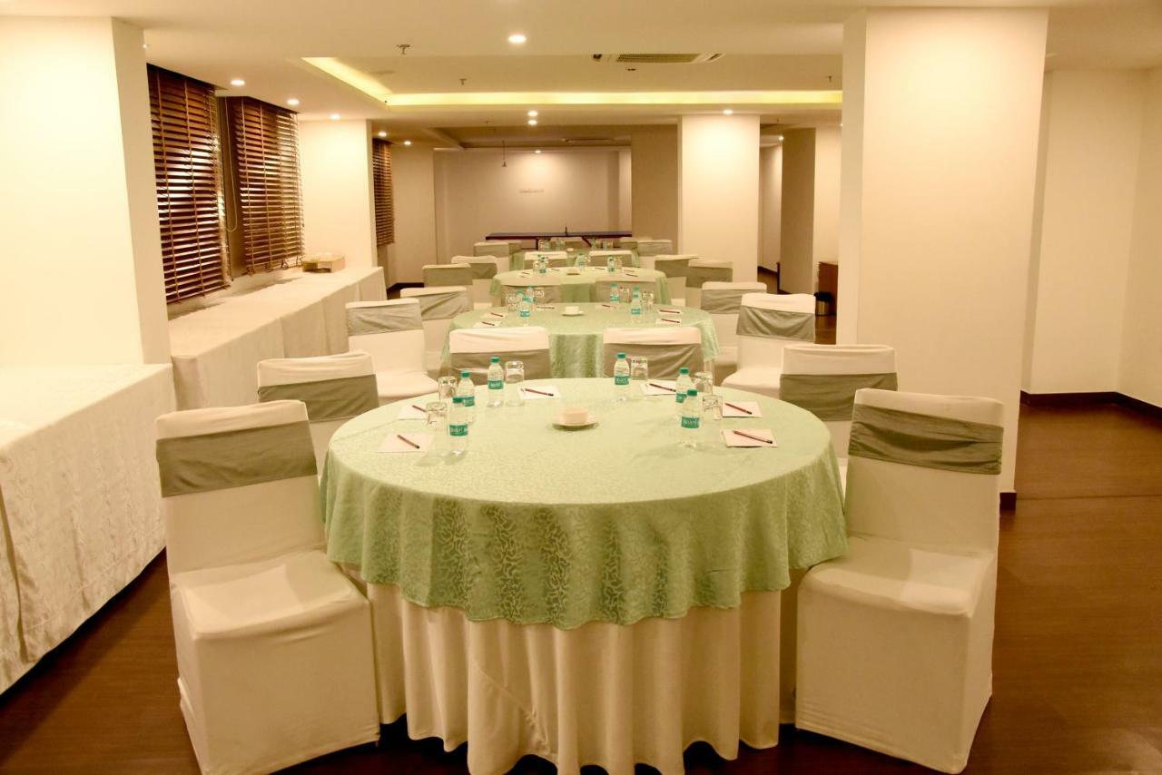 Starlit Suites Neemrana Exterior photo